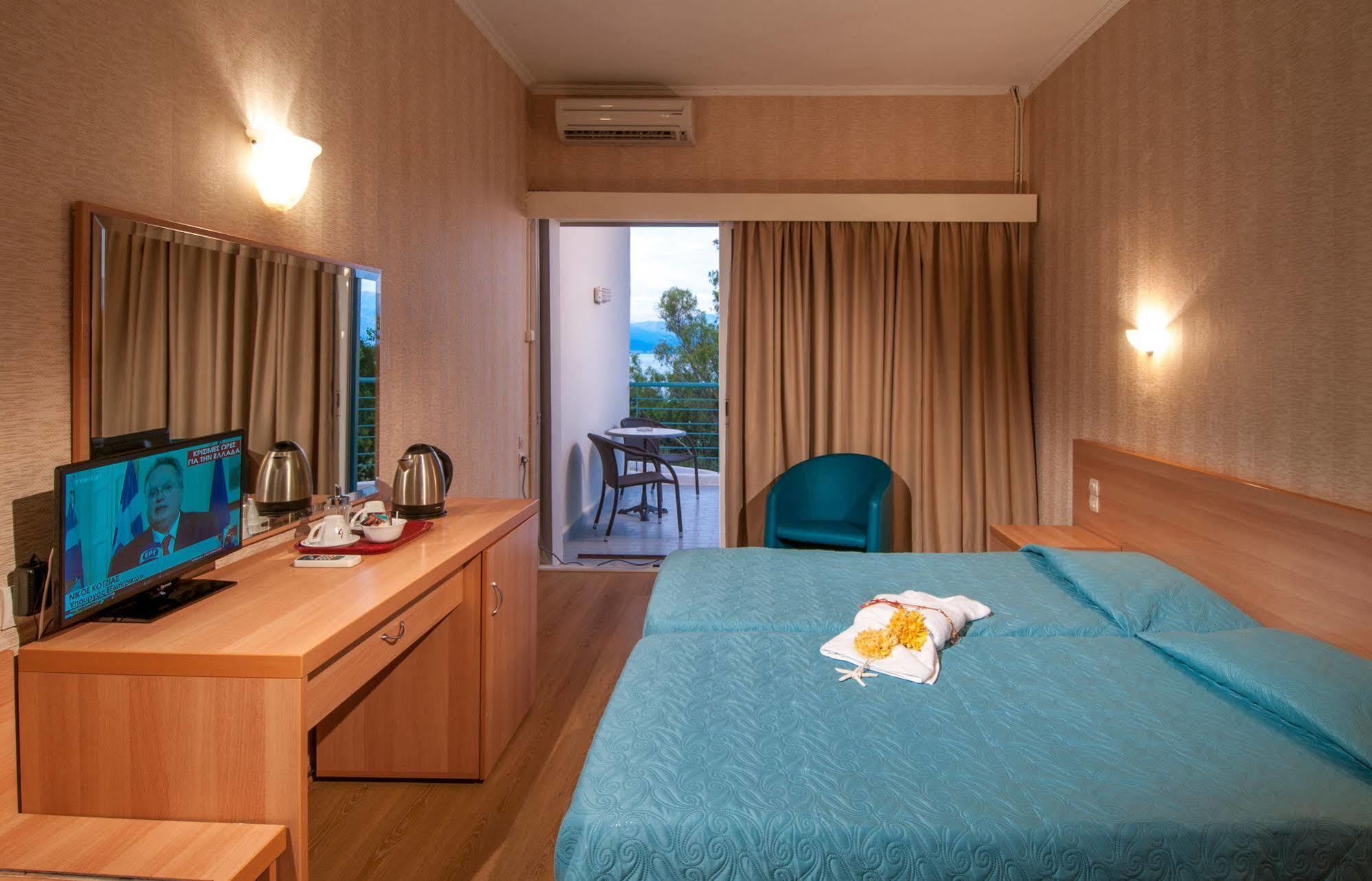 Florida Blue Bay & 4* Psathopirgos